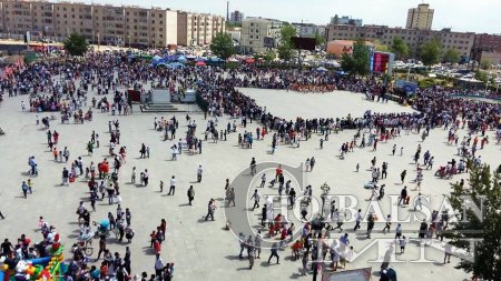 Чойбалсанчууд Хүүхдийн баяраа нижгэр тэмдэглэж байна /фото мэдээ/