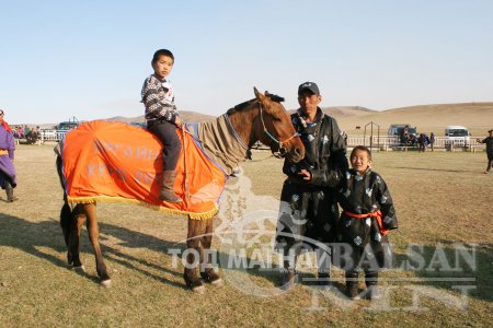 ДОРНОД АЙМГИЙН ХОЙД БҮСИЙН БАГА 3 НАСНЫ ХУРДАН МОРЬДЫН УРАЛДААН