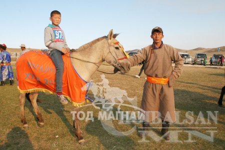 ДОРНОД АЙМГИЙН ХОЙД БҮСИЙН БАГА 3 НАСНЫ ХУРДАН МОРЬДЫН УРАЛДААН