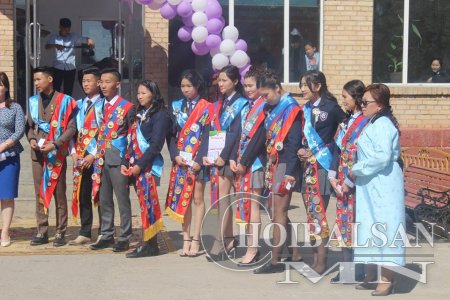 ДОРНОД АЙМГИЙН УЛСЫН ТЭРГҮҮНИЙ 1-Р СУРГУУЛЫН МӨНГӨН ХОНХНЫ БАЯР ӨНӨӨДӨР БОЛЖ БАЙНА /ФОТО МЭДЭЭ/