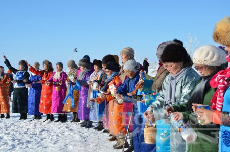 Дорнодын ээжүүд үр хүүхэд, улс орныхоо буян заяаг даатгаж, сүү өргөлөө