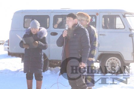 Баяндун сумын ард иргэд, албан байгууллагууд Цас мөсний баяраа хийв