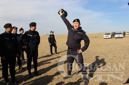 Дорнод аймгийн  цагдаагийн газрын тасаг албадын дунд "Марш тактик" тэмцээн зохион байгуулагдлаа