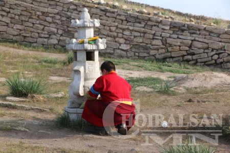 Их бурхан “Жанрайсаг”-ийн дэргэд хийд босгоно