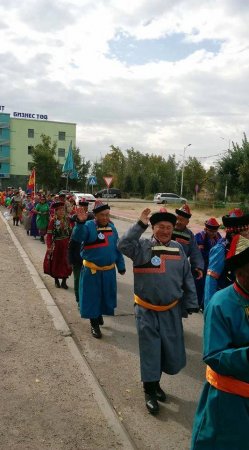 Баяндун сумын ахмадууд “Ахмад настны урлаг спорт”-ын наадамд багаараа 3-р байрт шалгарчээ